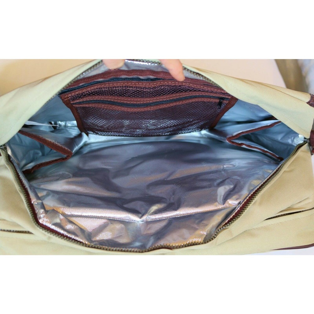 Hillebrand Estates Insulated Picnic‎ Case 17"x13"x8" - Picture 4 of 10